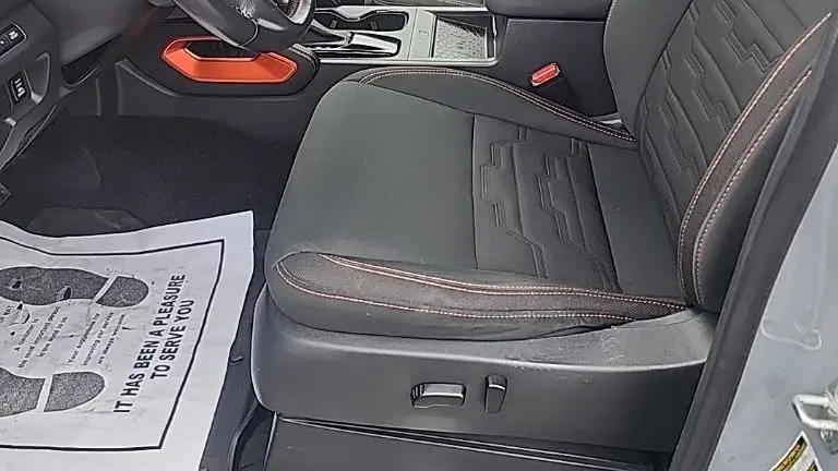 2023 Nissan Frontier S