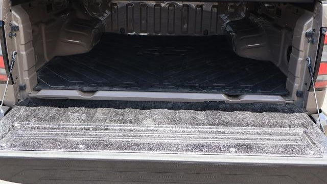 2024 Nissan Frontier S