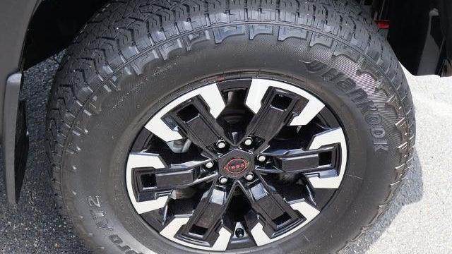 2024 Nissan Frontier S