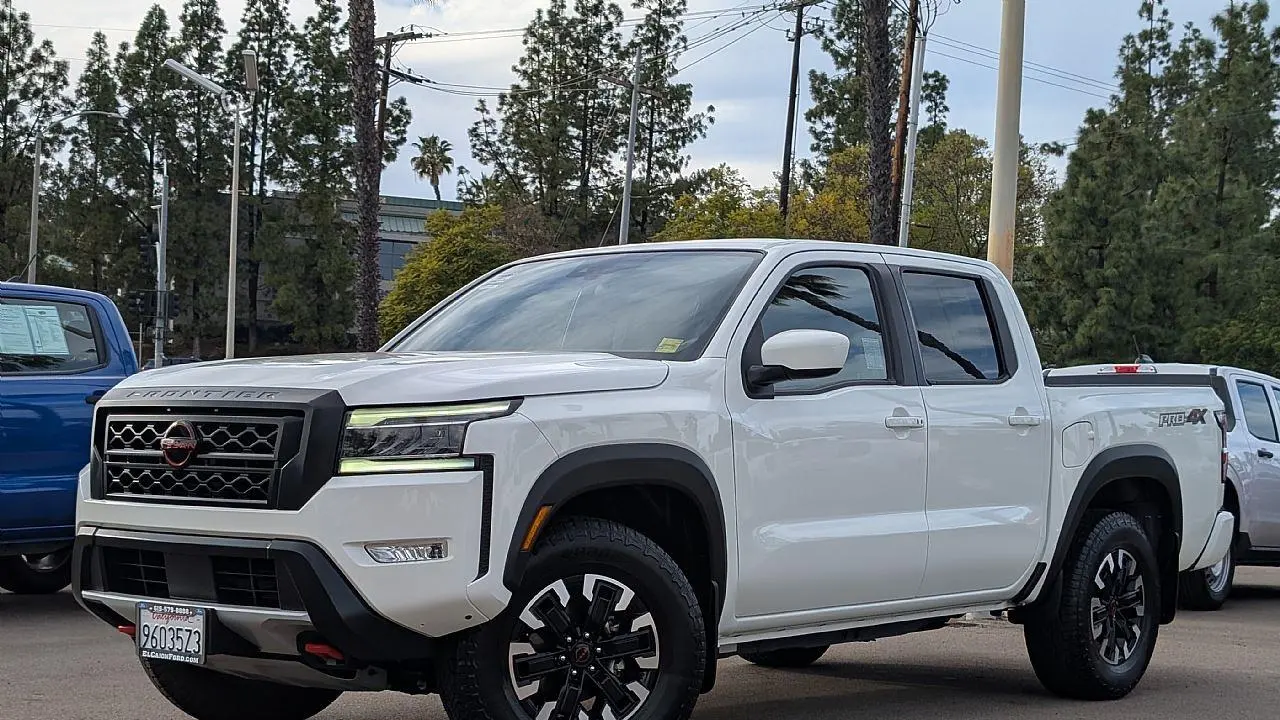 2024 Nissan Frontier S