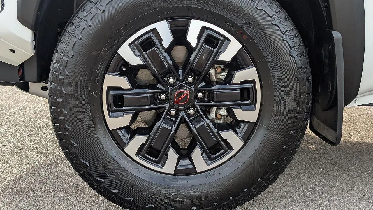 2024 Nissan Frontier S
