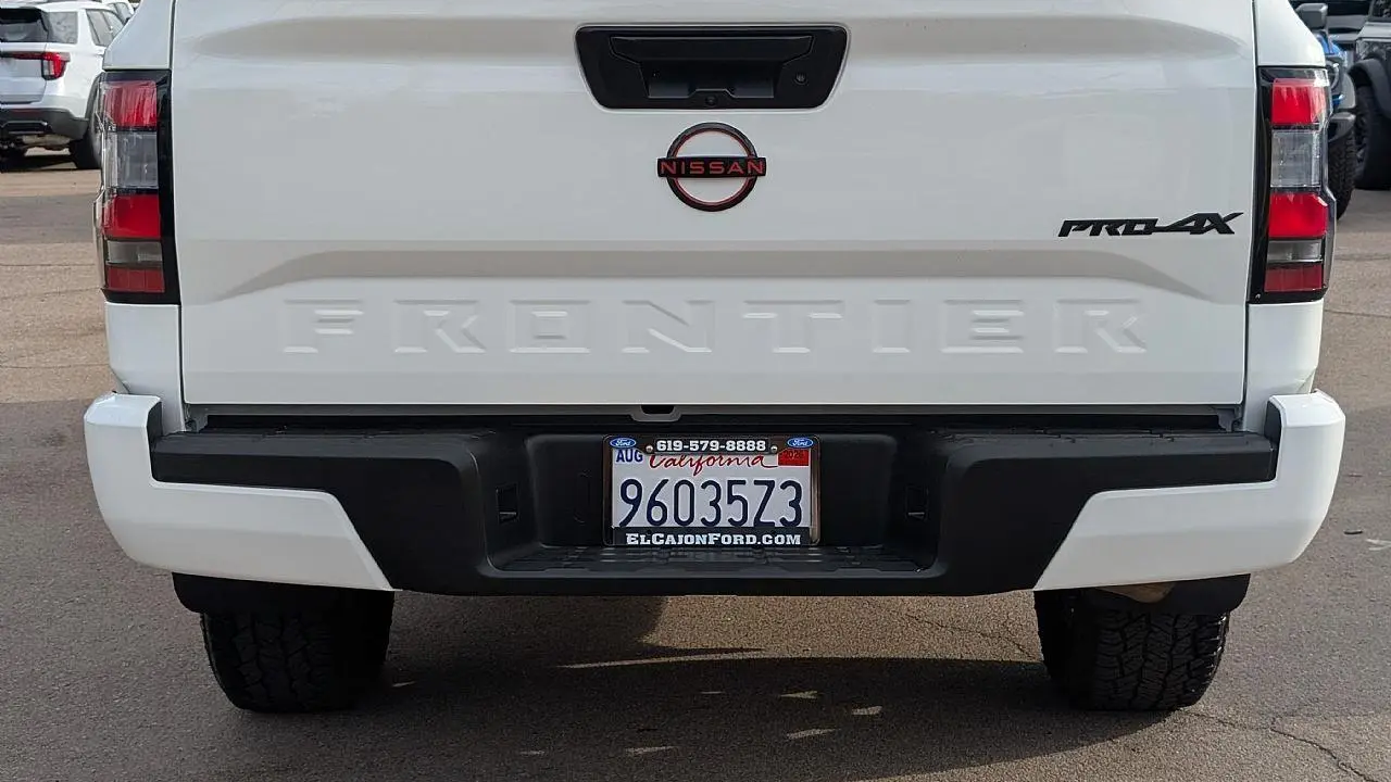 2024 Nissan Frontier S