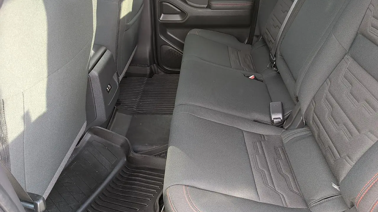 2024 Nissan Frontier S