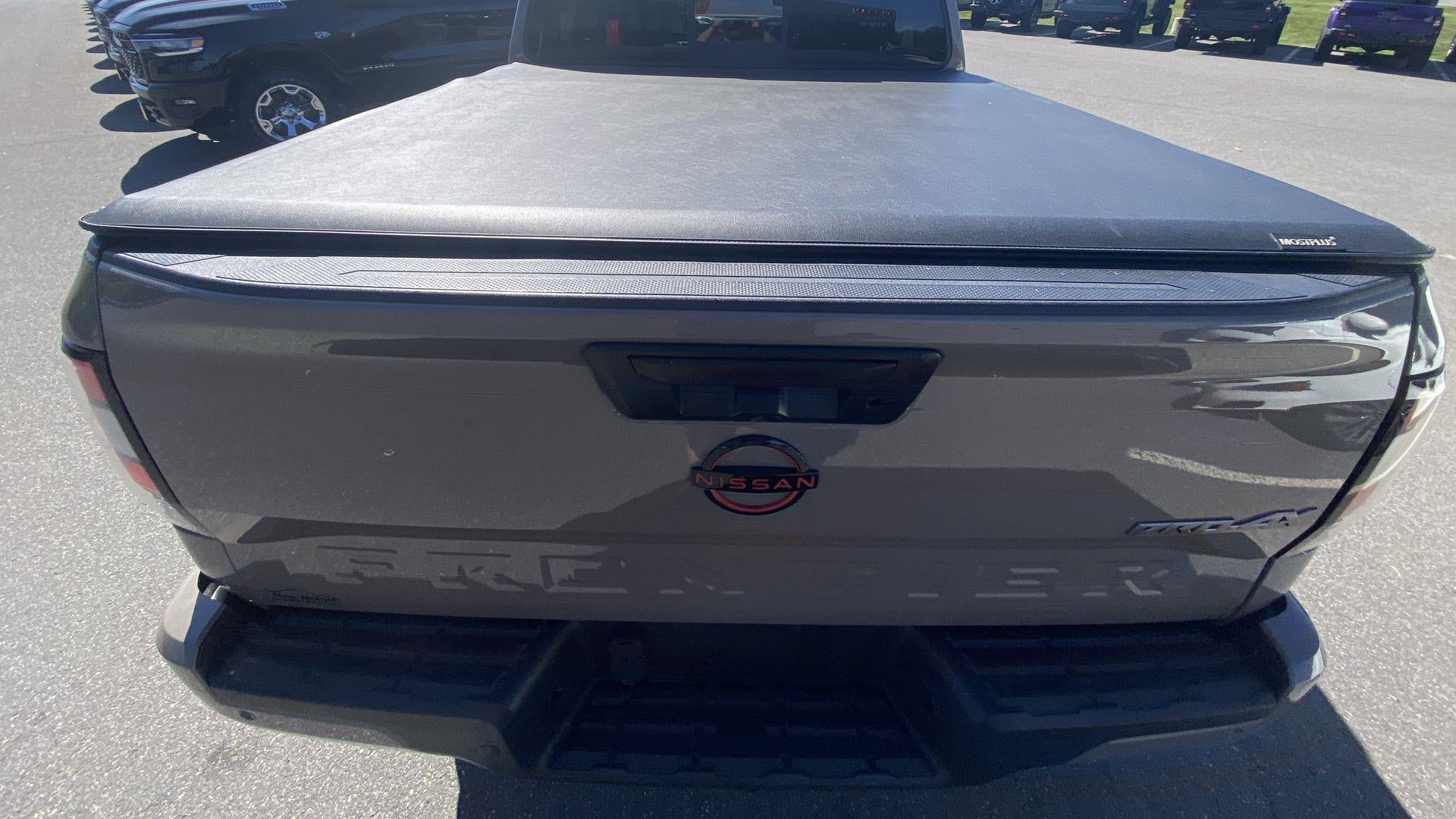 2022 Nissan Frontier S
