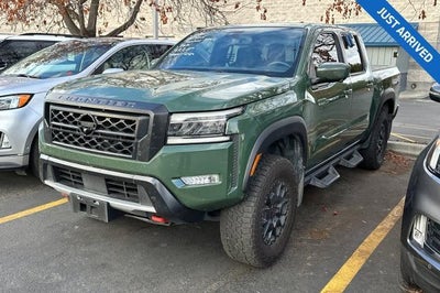 2022 Nissan Frontier 4X4 S 4DR Crew Cab 5 FT. SB