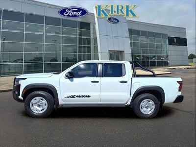 Photo of a 2024 Nissan Frontier 4X4 SV 4DR Crew Cab 5 FT. SB for sale