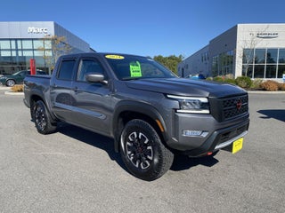 2024 Nissan Frontier with Gun Exterior
