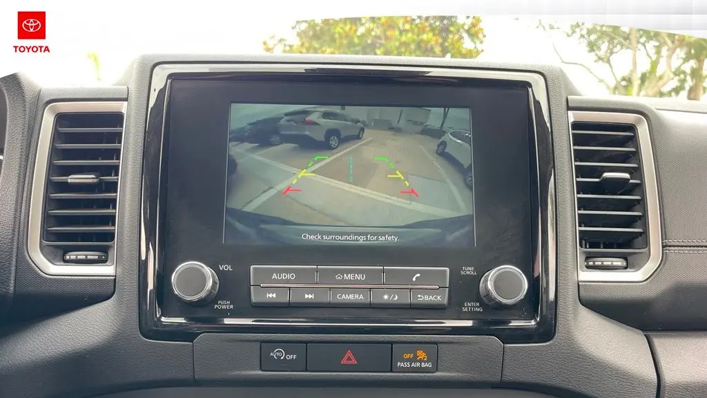 2024 Nissan Frontier SV