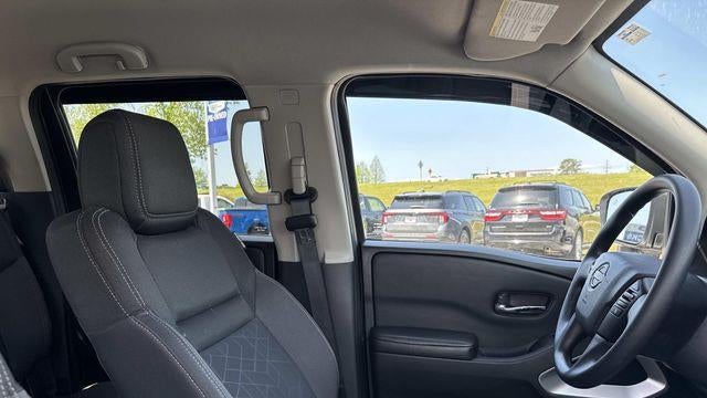 2025 Nissan Frontier S