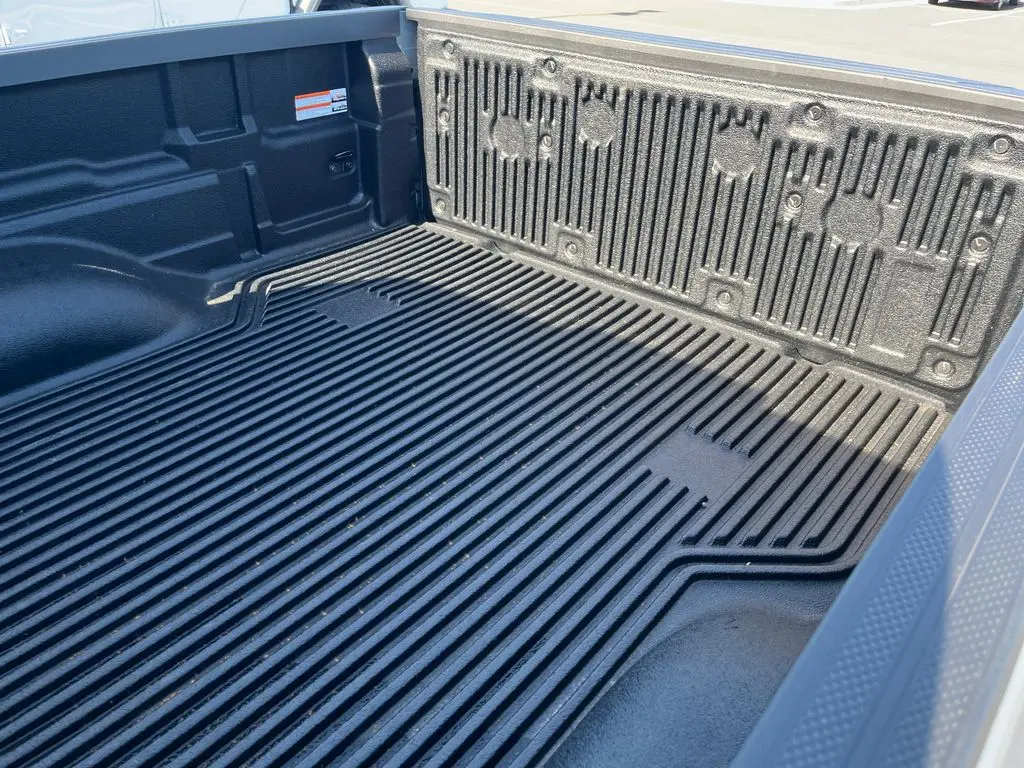 2026 Nissan Frontier - $40,615