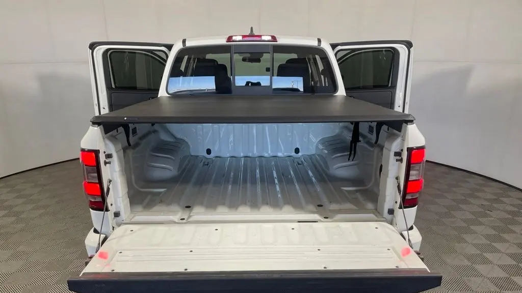 2022 Nissan Frontier S