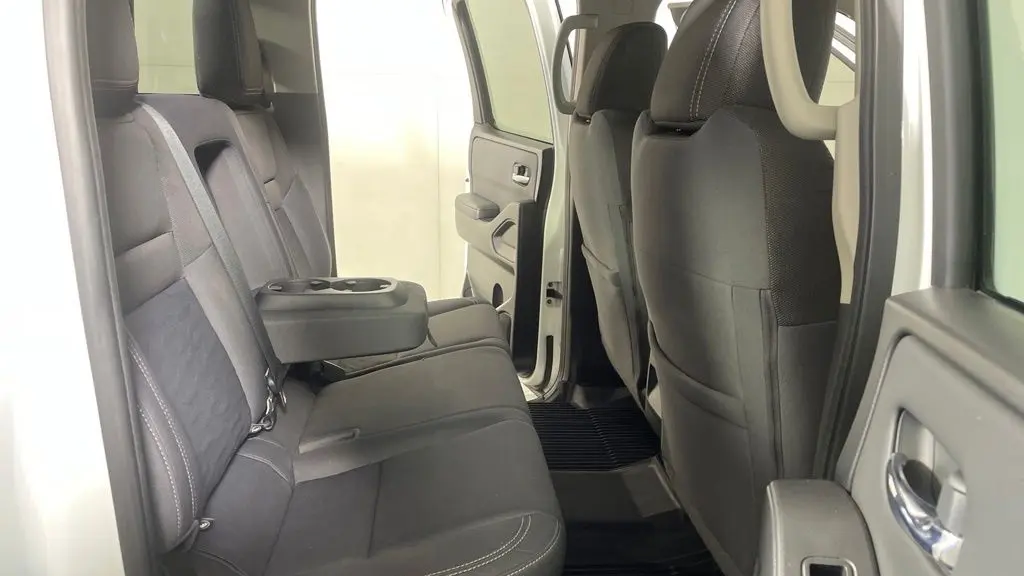 2022 Nissan Frontier S