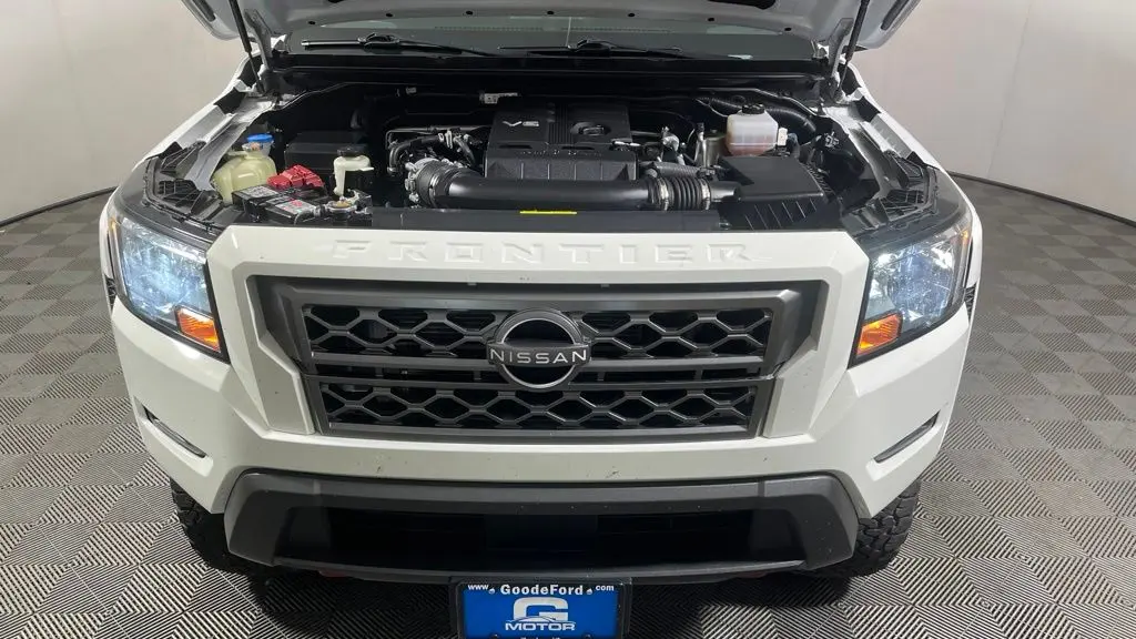 2022 Nissan Frontier S