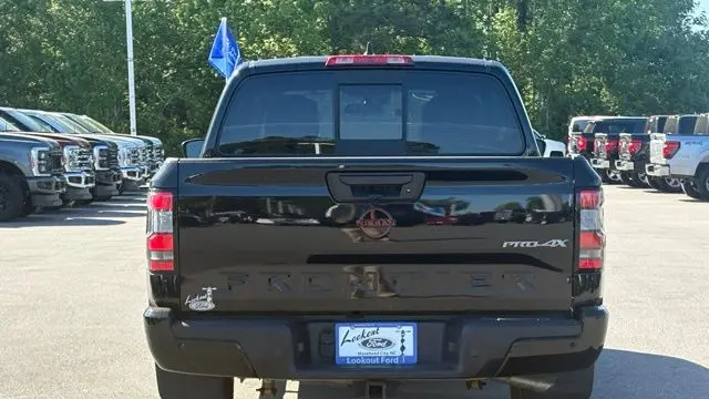 2022 Nissan Frontier S