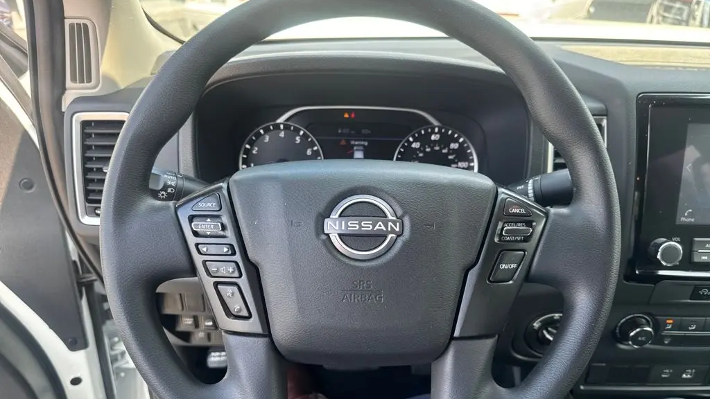 2024 Nissan Frontier SV
