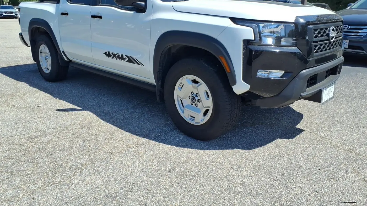 2024 Nissan Frontier S