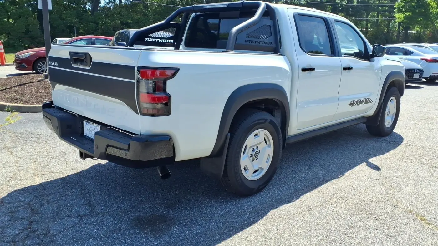 2024 Nissan Frontier S
