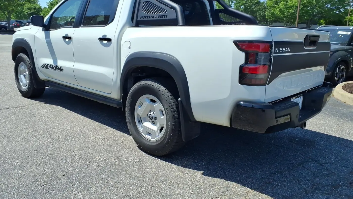 2024 Nissan Frontier S