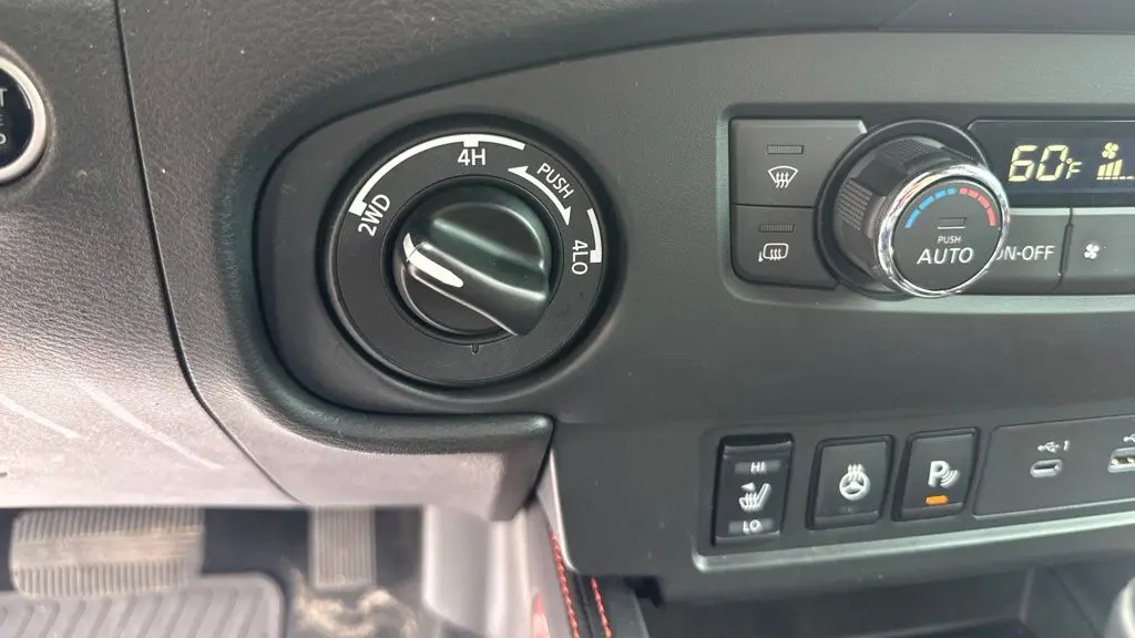2024 Nissan Frontier PRO-4X