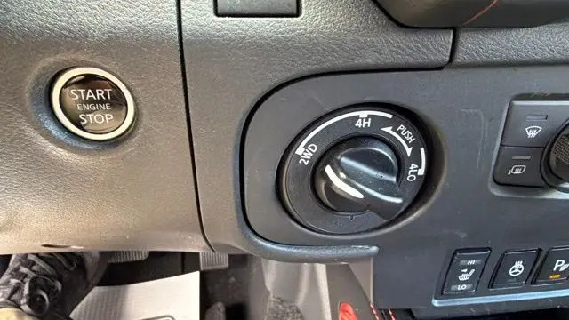2025 Nissan Frontier S