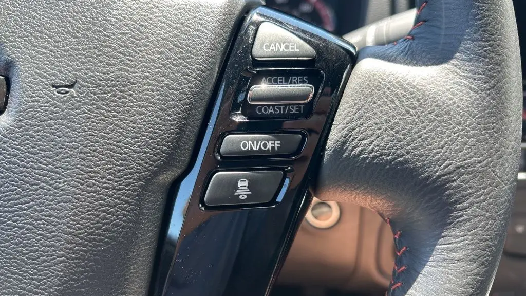 2025 Nissan Frontier S
