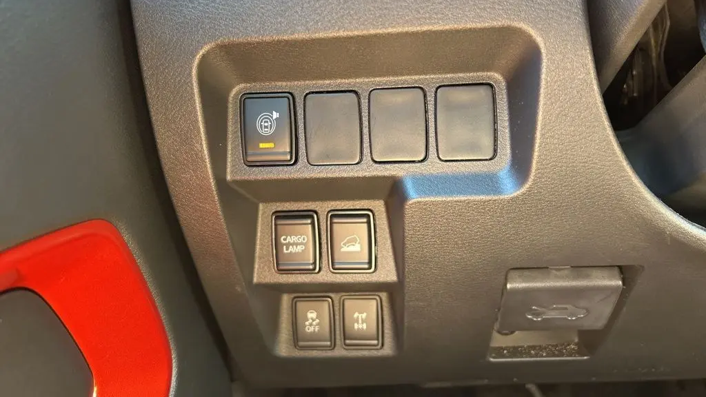 2025 Nissan Frontier S