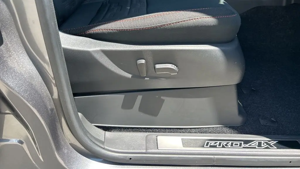 2025 Nissan Frontier S