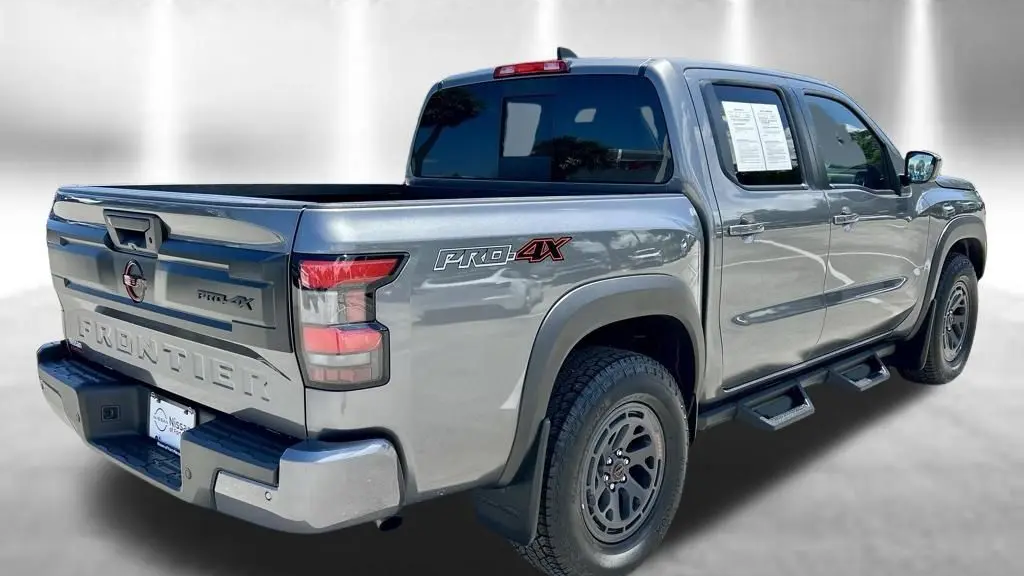 2025 Nissan Frontier S