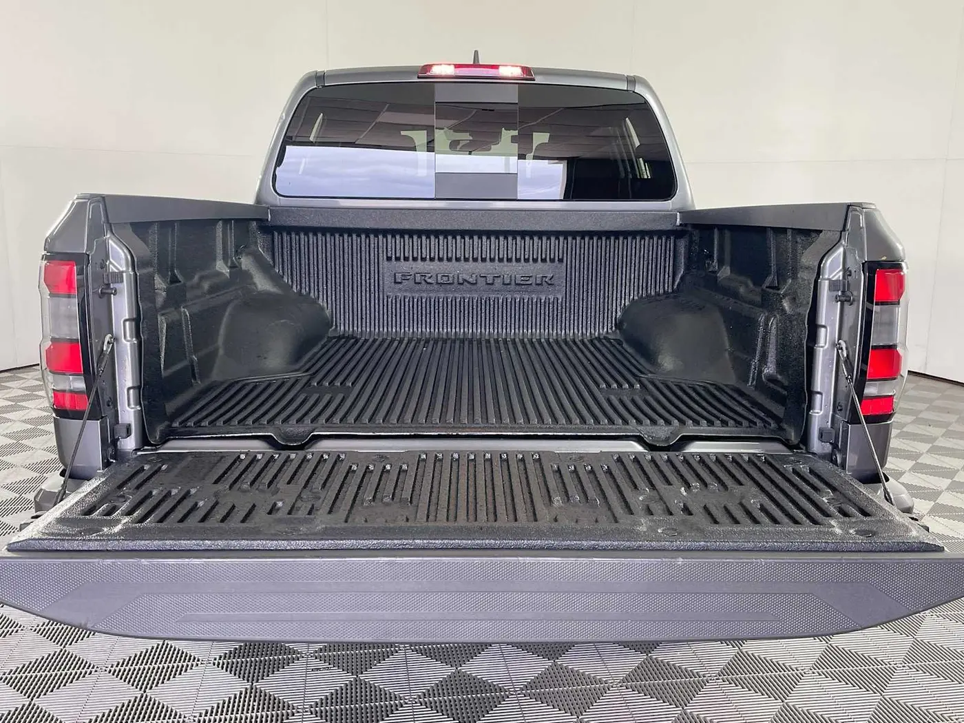 2026 Nissan Frontier - $38,995