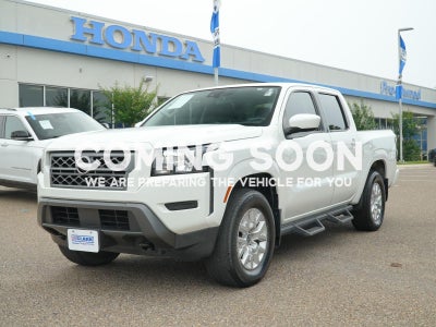 Photo of a 2023 Nissan Frontier 4X4 SV 4DR Crew Cab 5 FT. SB for sale