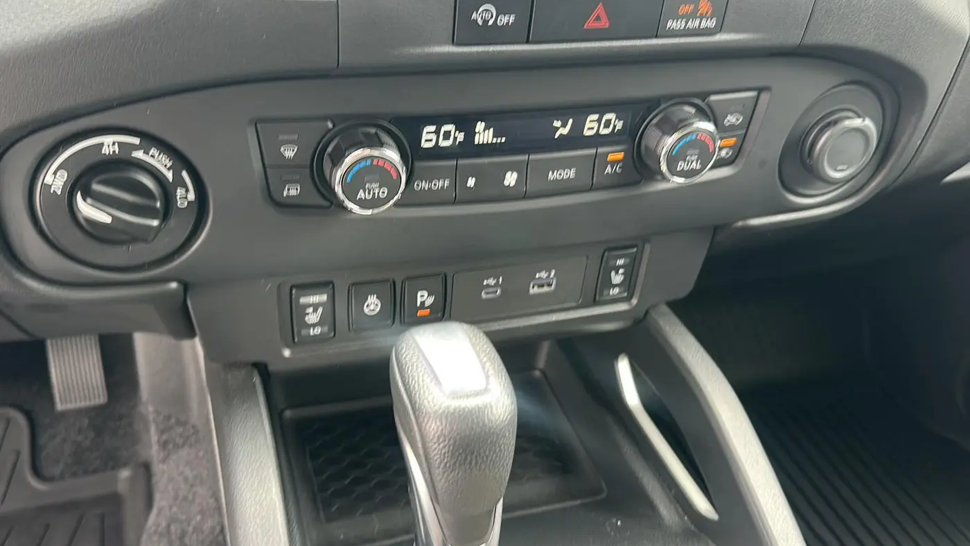 2024 Nissan Frontier S