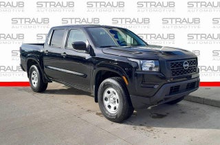 2024 Nissan Frontier with Super Black Exterior