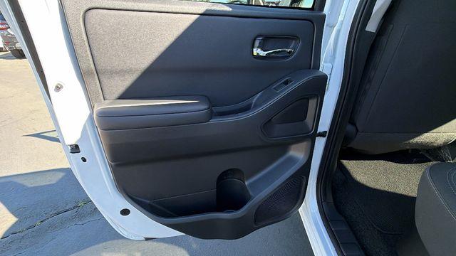 2025 Nissan Frontier S