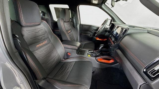 2025 Nissan Frontier S