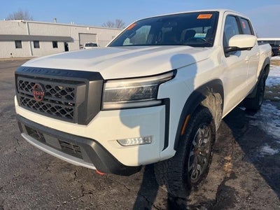Photo of a 2022 Nissan Frontier 4X4 PRO-4X 4DR Crew Cab 5 FT. SB for sale