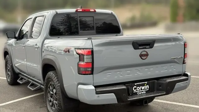 2022 Nissan Frontier S