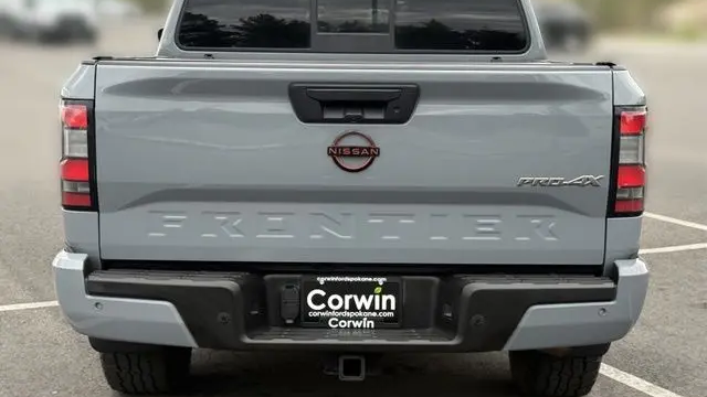 2022 Nissan Frontier S