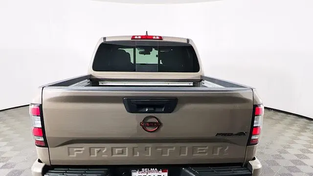 2023 Nissan Frontier S