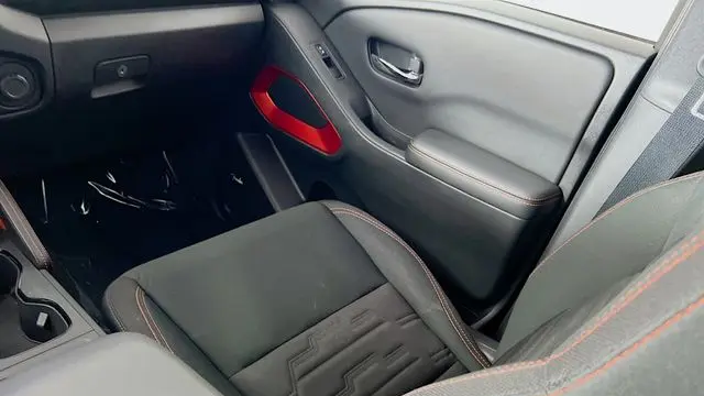2023 Nissan Frontier S