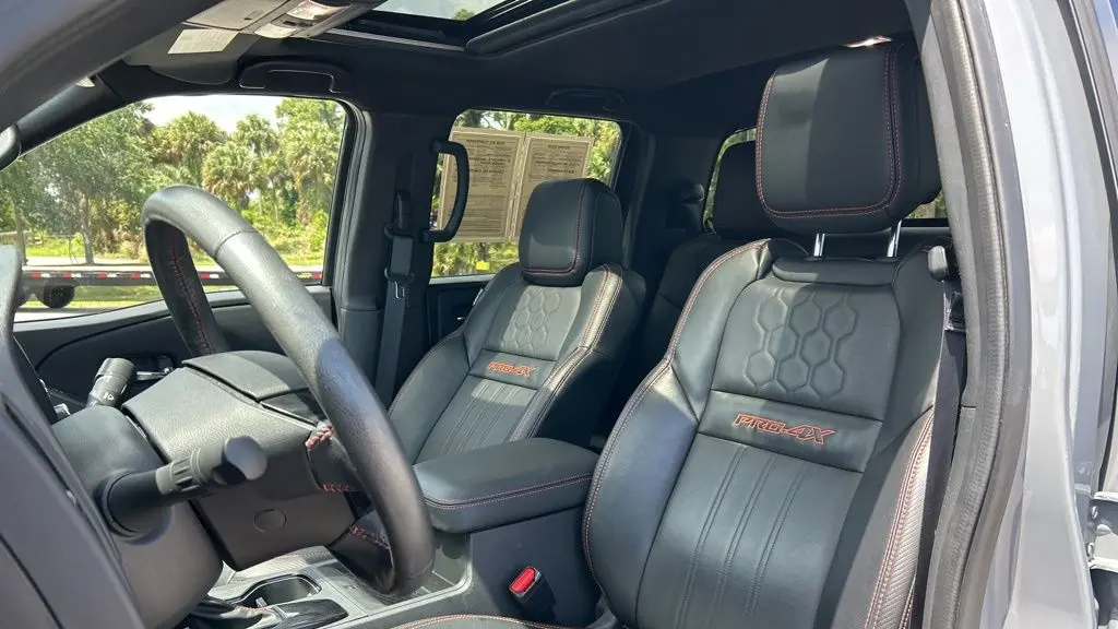 2023 Nissan Frontier S