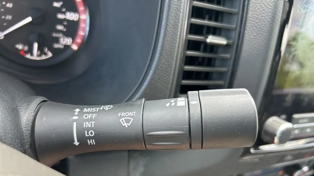 2023 Nissan Frontier S