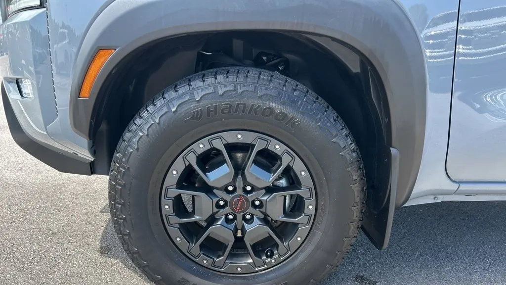 2023 Nissan Frontier S