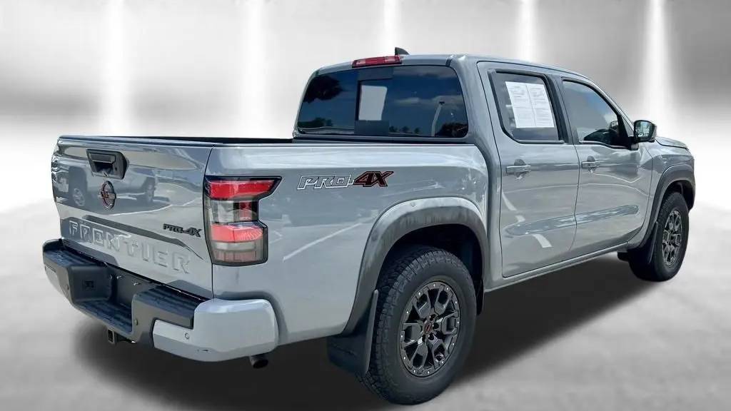 2023 Nissan Frontier S