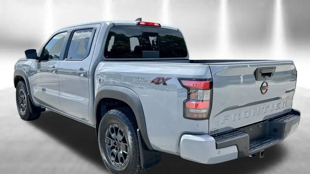 2023 Nissan Frontier S