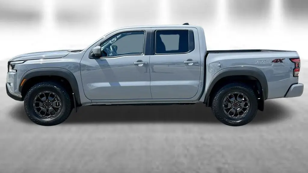 2023 Nissan Frontier S