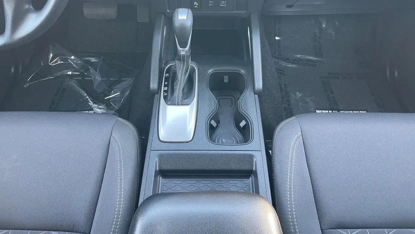 2025 Nissan Frontier SL