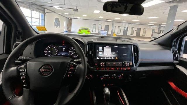 2025 Nissan Frontier S