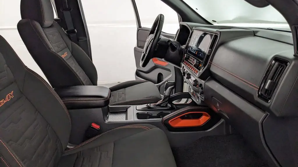 2025 Nissan Frontier S