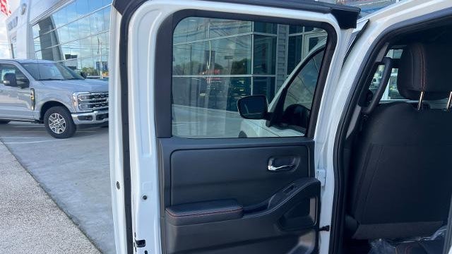 2025 Nissan Frontier S
