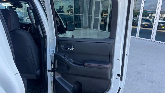 2025 Nissan Frontier S